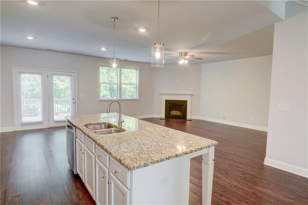 1520 Kaden Lane Property Photo 13