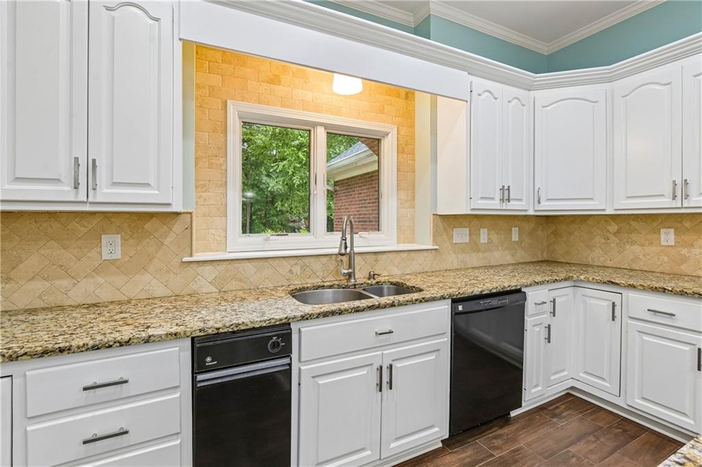 2077 Coolidge Way Nw Property Photo 18