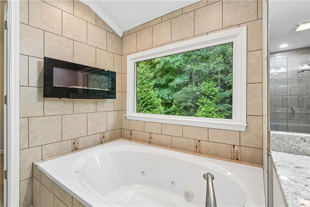 2077 Coolidge Way Nw Property Photo 35