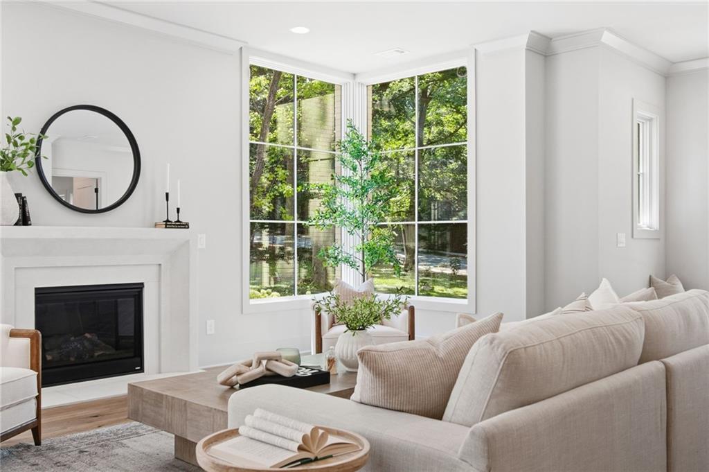 1585 S Ponce De Leon Avenue Ne, Unit #13 Property Photo 8