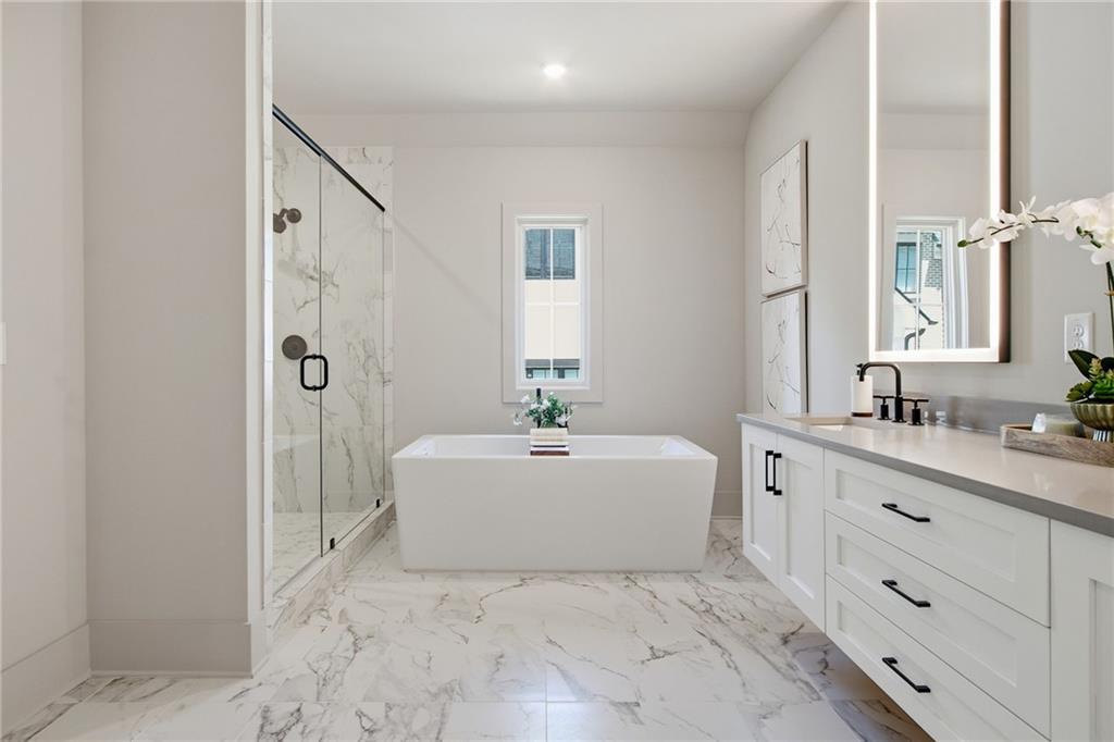 1585 S Ponce De Leon Avenue Ne, Unit #13 Property Photo 28