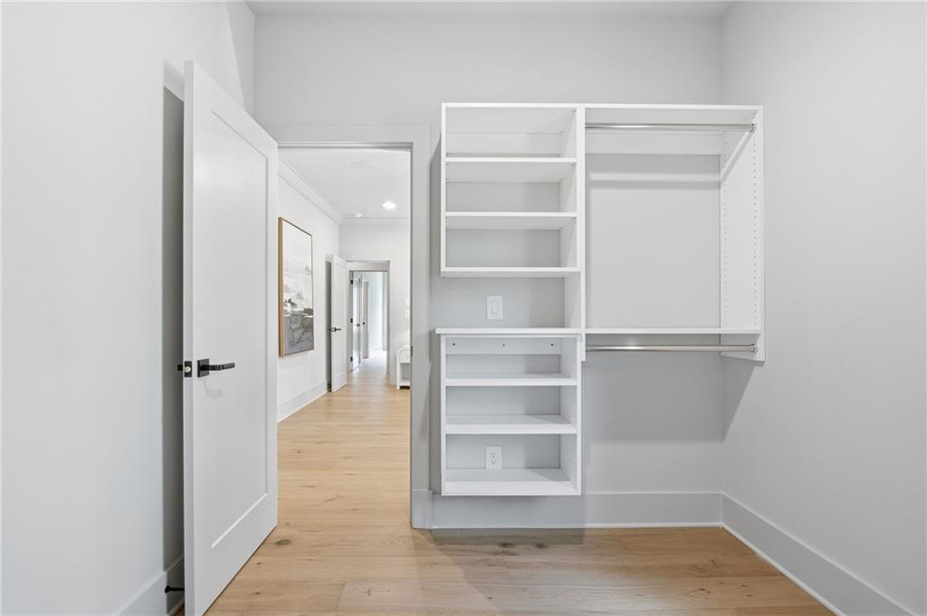 1585 S Ponce De Leon Avenue Ne, Unit #13 Property Photo 33