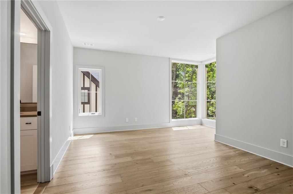 1585 S Ponce De Leon Avenue Ne, Unit #13 Property Photo 45