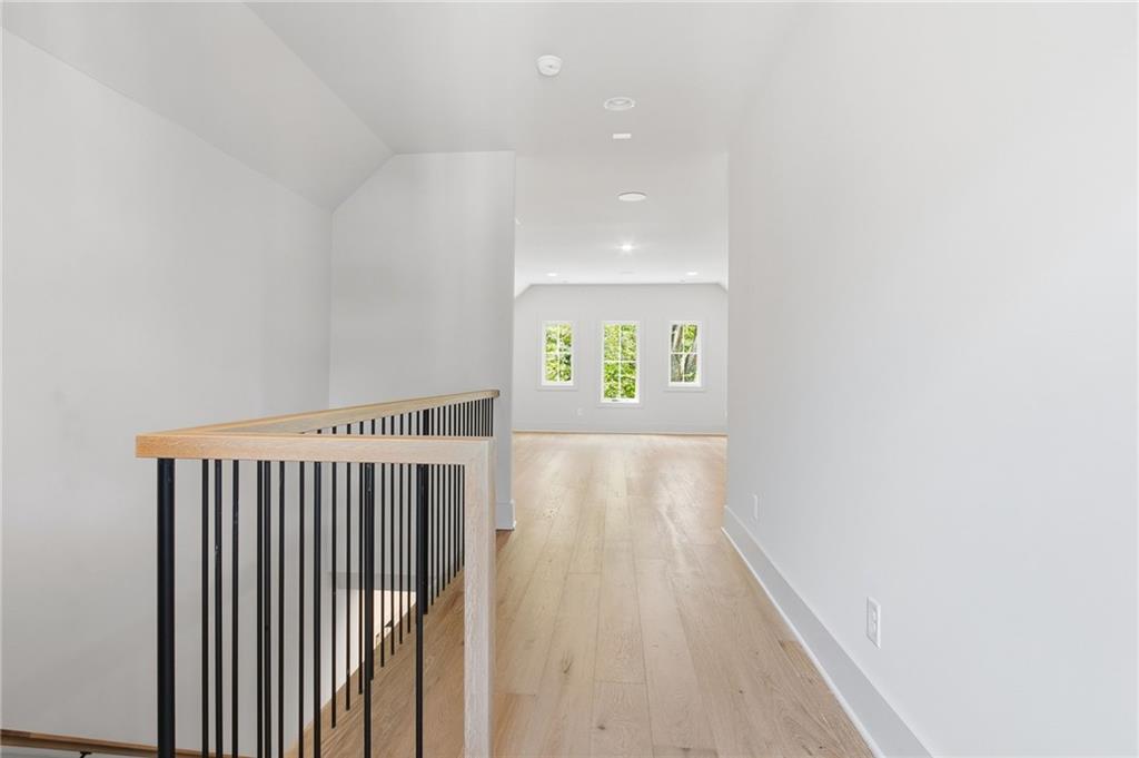 1585 S Ponce De Leon Avenue Ne, Unit #13 Property Photo 55