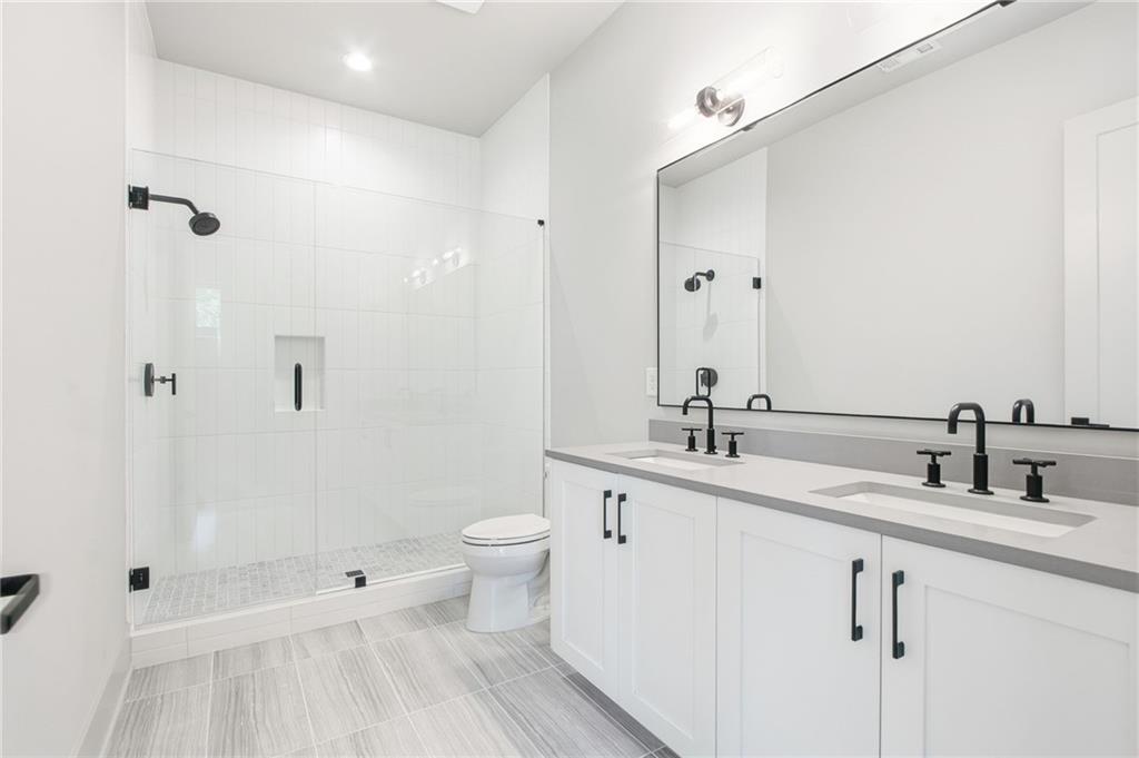 1585 S Ponce De Leon Avenue Ne, Unit #13 Property Photo 61