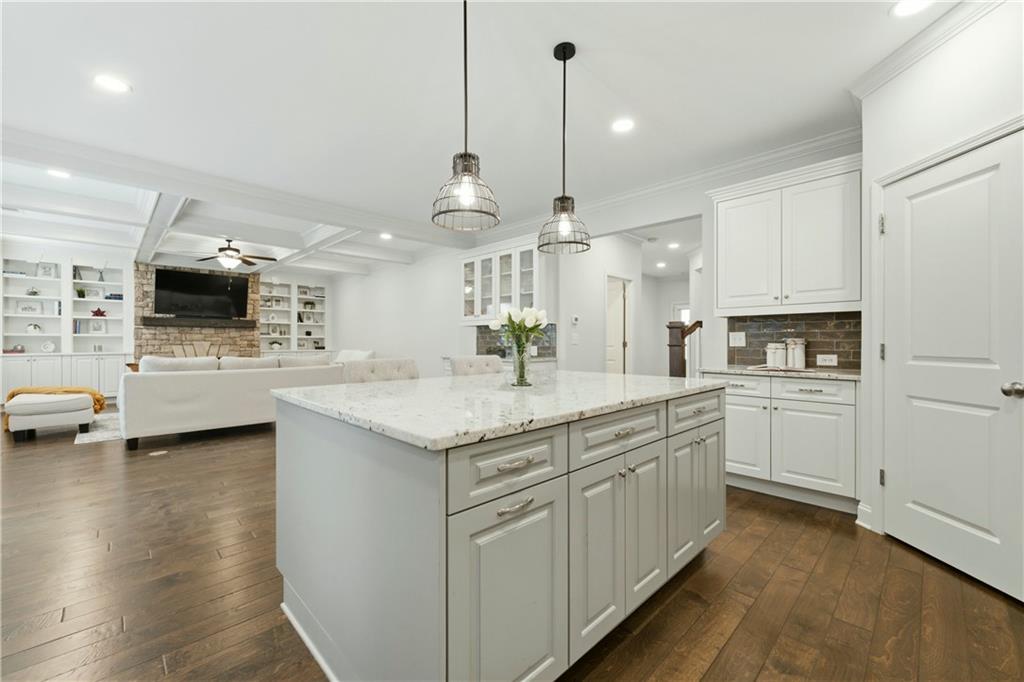 1901 Weston Lane Property Photo 16