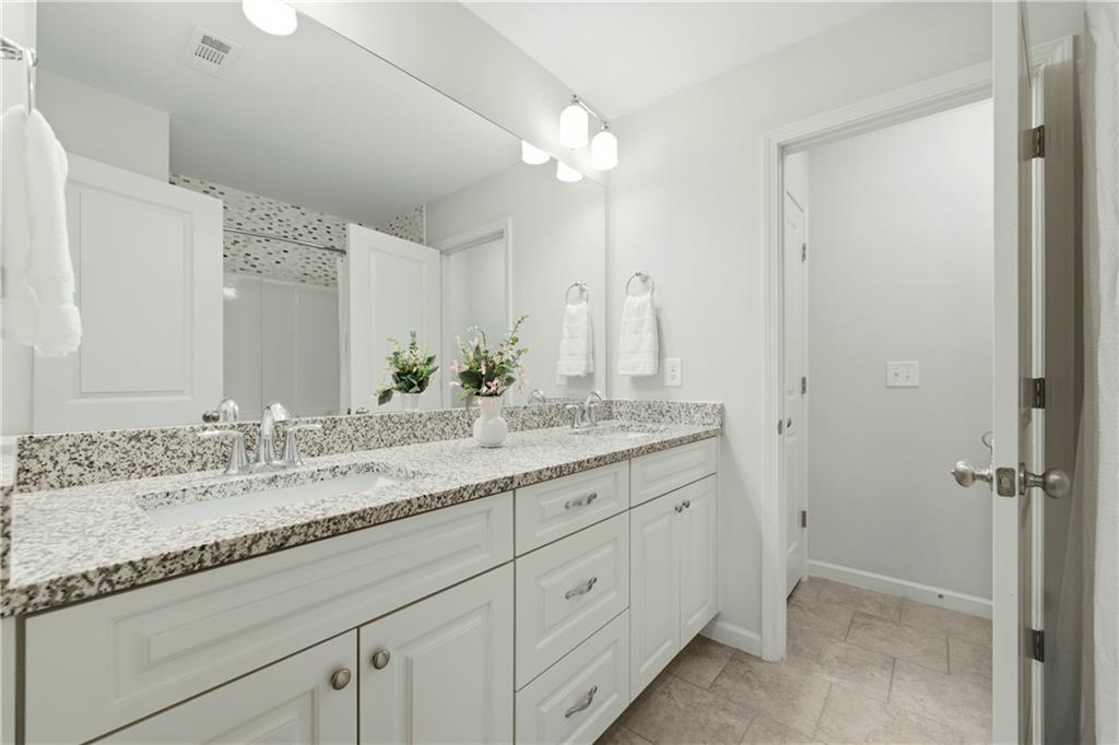 1901 Weston Lane Property Photo 19