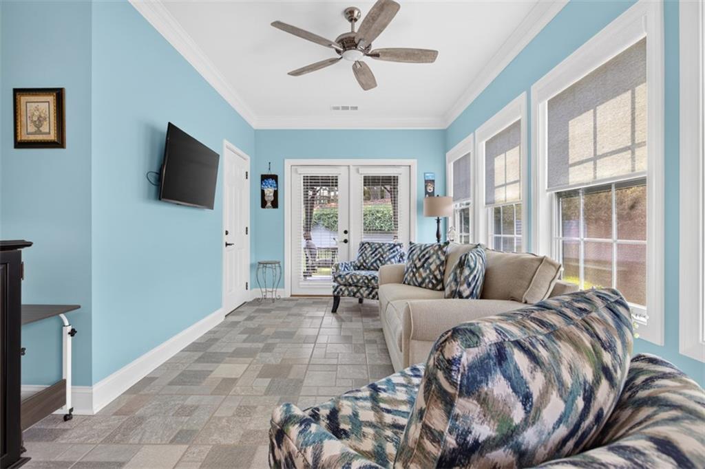 835 Ideal Place Property Photo 20
