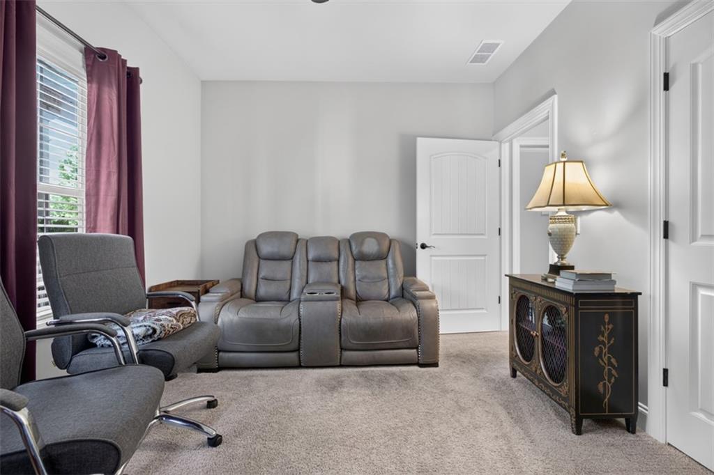 835 Ideal Place Property Photo 31