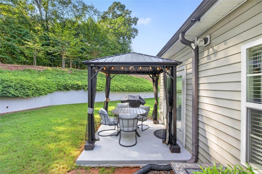 835 Ideal Place Property Photo 35