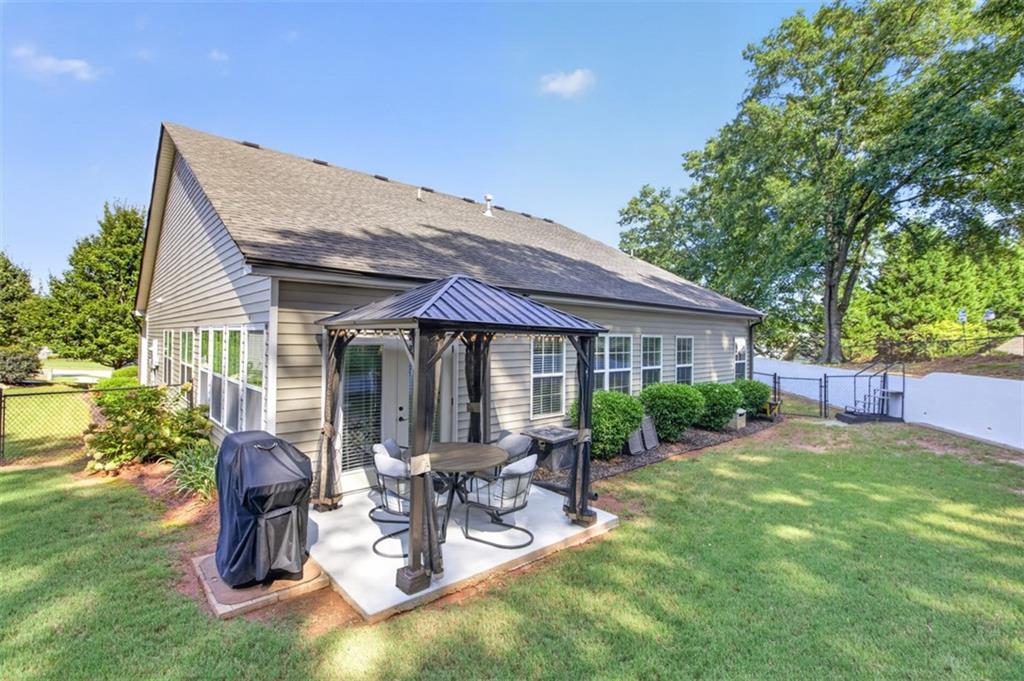 835 Ideal Place Property Photo 36