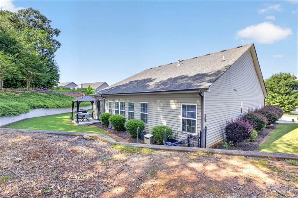 835 Ideal Place Property Photo 39