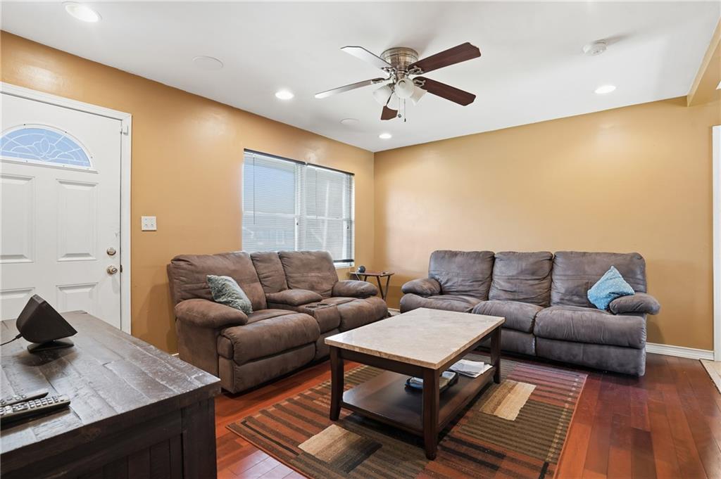 8926 Ashton Road Property Photo 3
