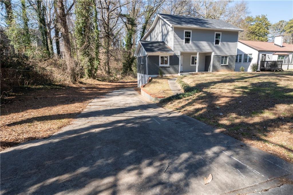 1471 Centra Villa Property Photo 4