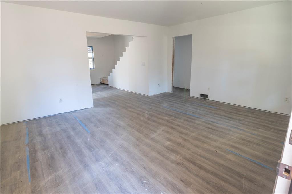 1471 Centra Villa Property Photo 10