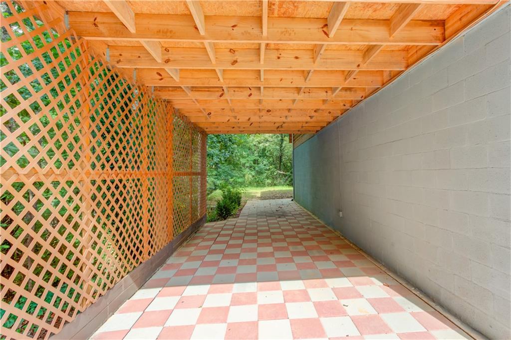 3938 Pointe N Property Photo 5