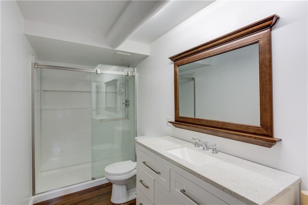 3938 Pointe N Property Photo 23