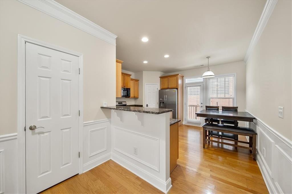 205 16th Street Nw Unit 18 Property Photo 28