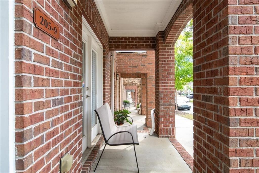 205 16th Street Nw Unit 18 Property Photo 32