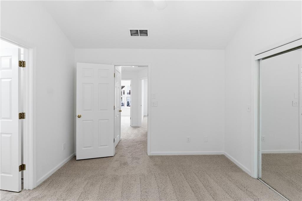 7062 Brookview Creek Property Photo 4