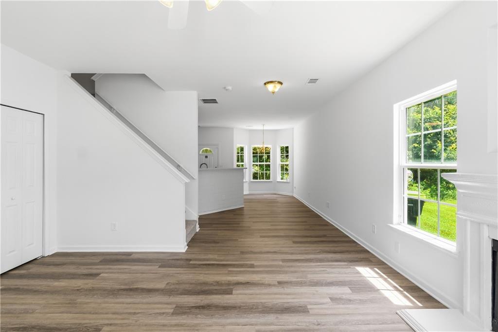 7062 Brookview Creek Property Photo 7