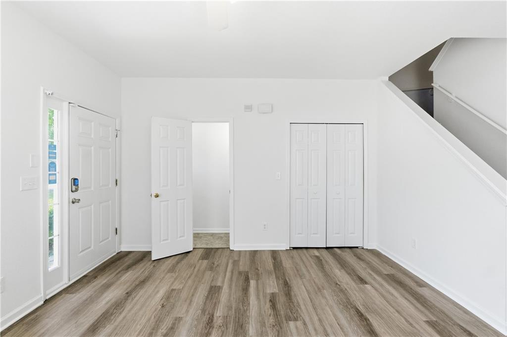 7062 Brookview Creek Property Photo 9