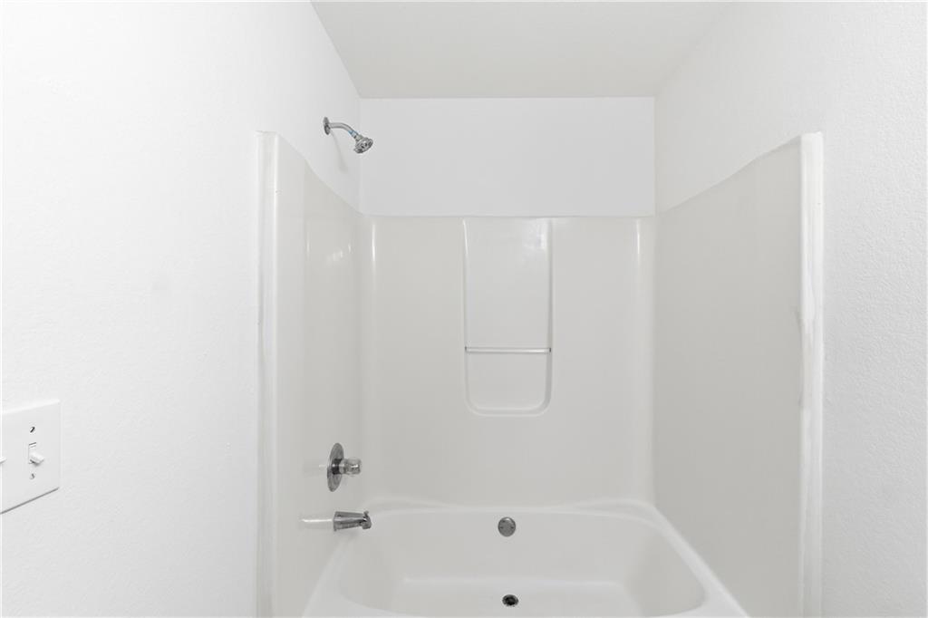 7062 Brookview Creek Property Photo 23