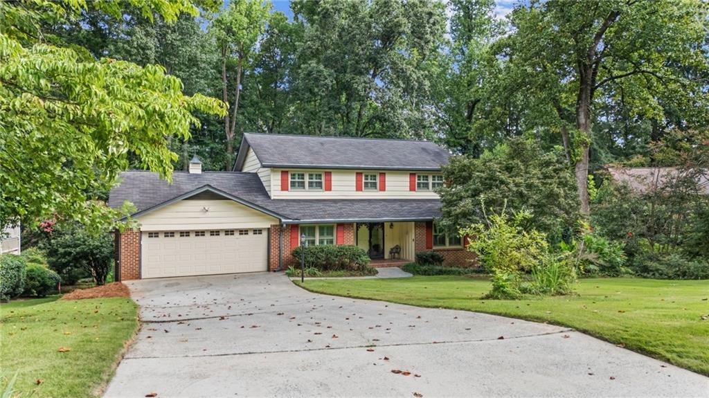 2679 Regency Drive E Property Photo 1