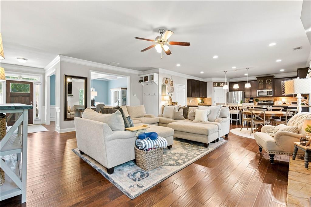 641 Jefferson Boulevard Property Photo 9