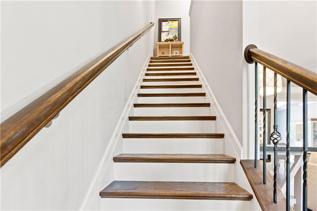 641 Jefferson Boulevard Property Photo 32
