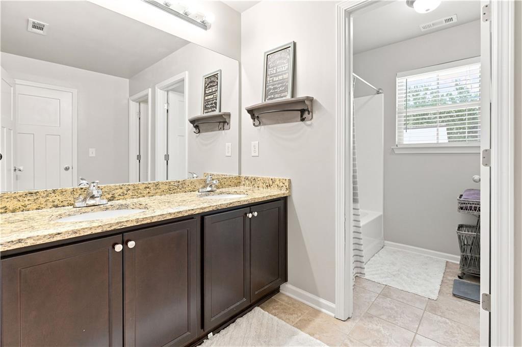 641 Jefferson Boulevard Property Photo 38