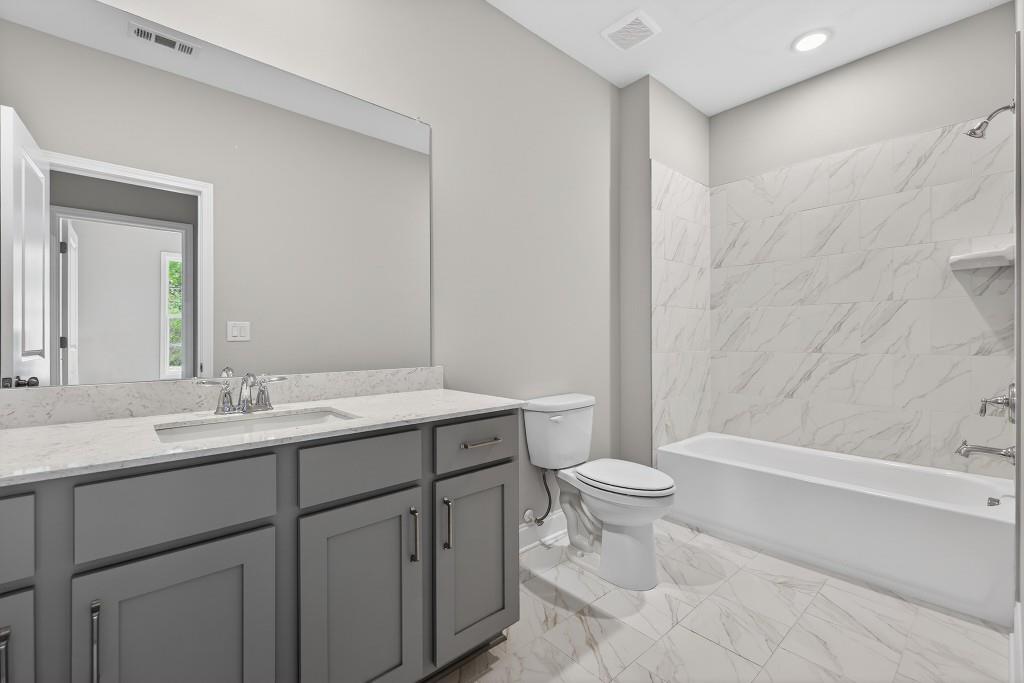 4862 White Street Property Photo 16