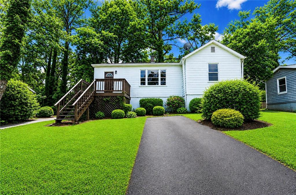 3469 Glen Road Property Photo 1