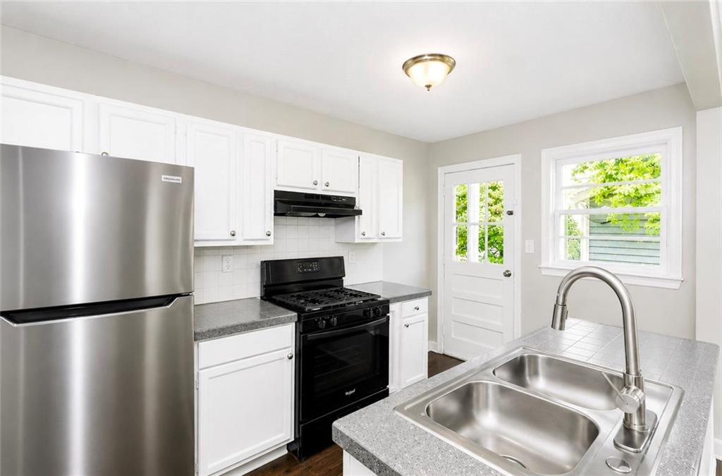 3469 Glen Road Property Photo 5