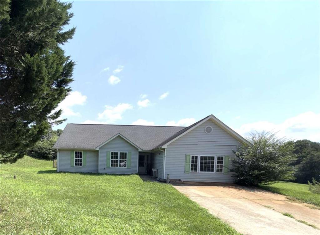 135 Windhaven Place Property Photo 2