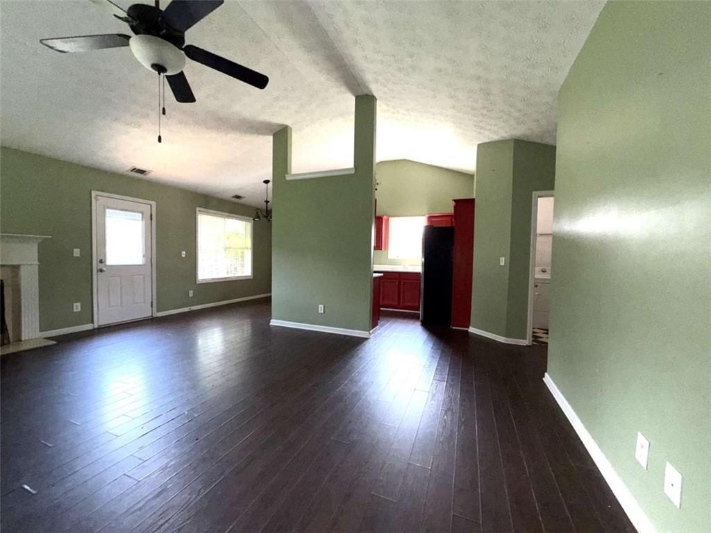 135 Windhaven Place Property Photo 4