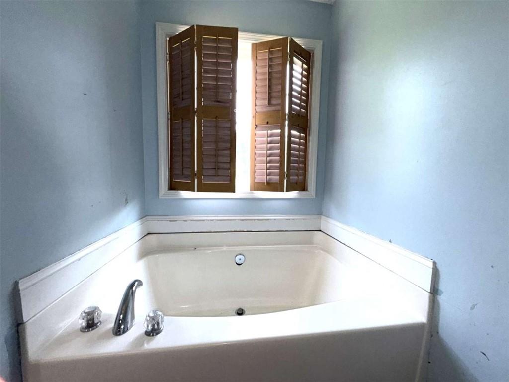 135 Windhaven Place Property Photo 20