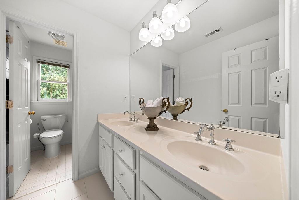 6266 Braidwood Run Property Photo 26