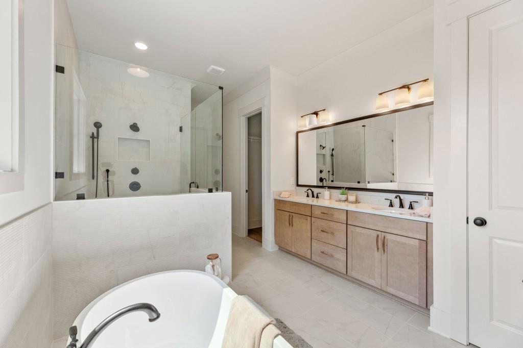 4530 Aiden Way Property Photo 16