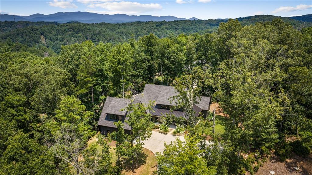 470 Old Orchard Road Property Photo 2