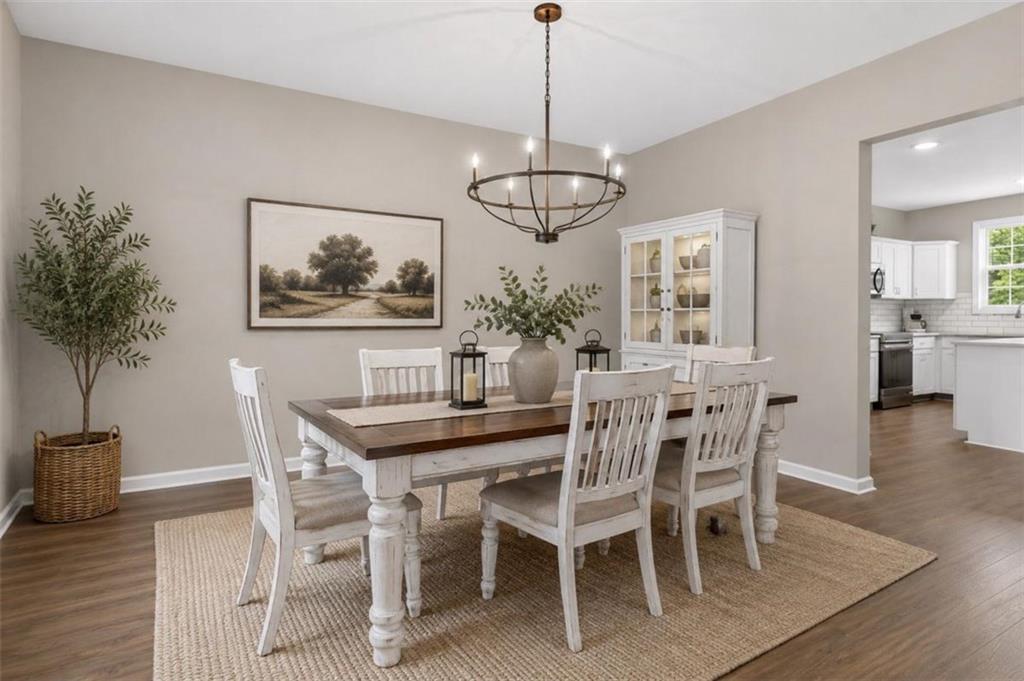 141 Lindsey Drive Property Photo 3