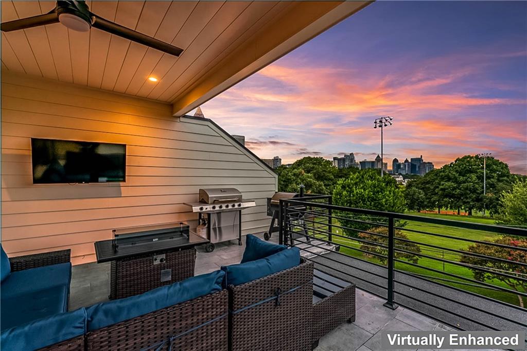 337 Pine Street Ne Unit B Property Photo 1