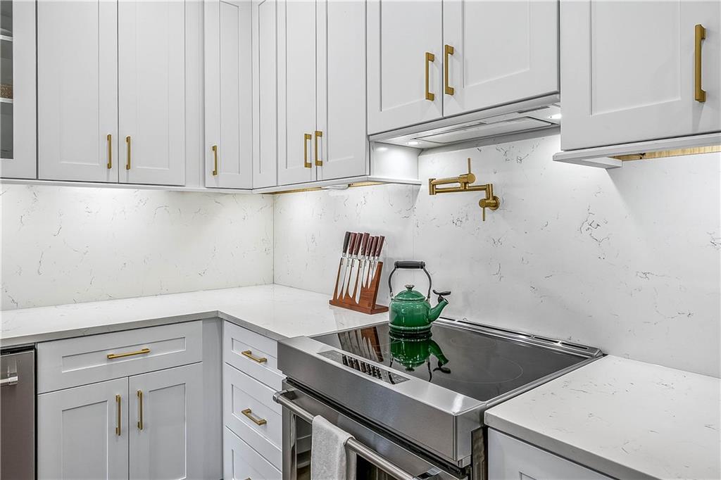 337 Pine Street Ne Unit B Property Photo 15