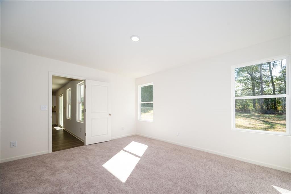 401 Shallow Creek Court Property Photo 25