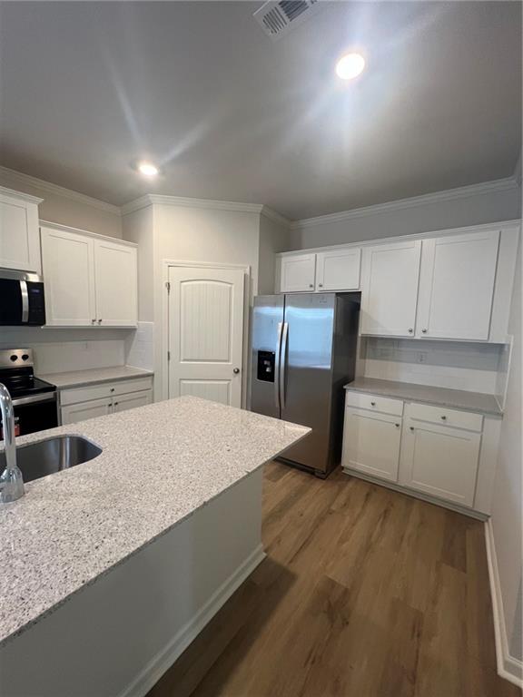 60 Berryville Drive Property Photo 8