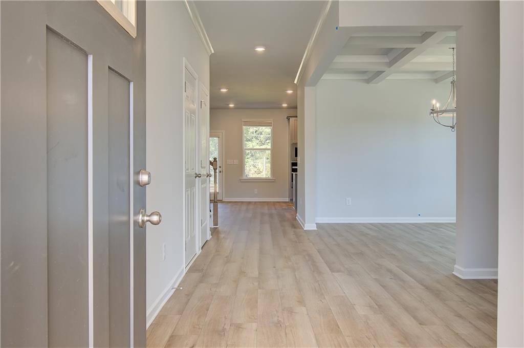 176 Dalston Cove Property Photo 4