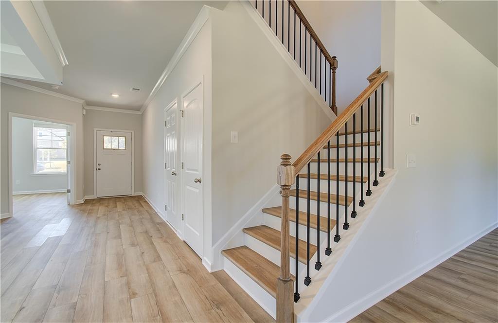 176 Dalston Cove Property Photo 7