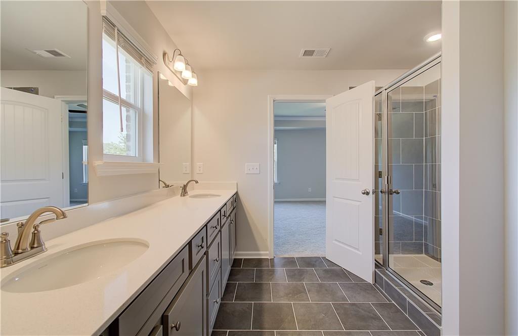 176 Dalston Cove Property Photo 28