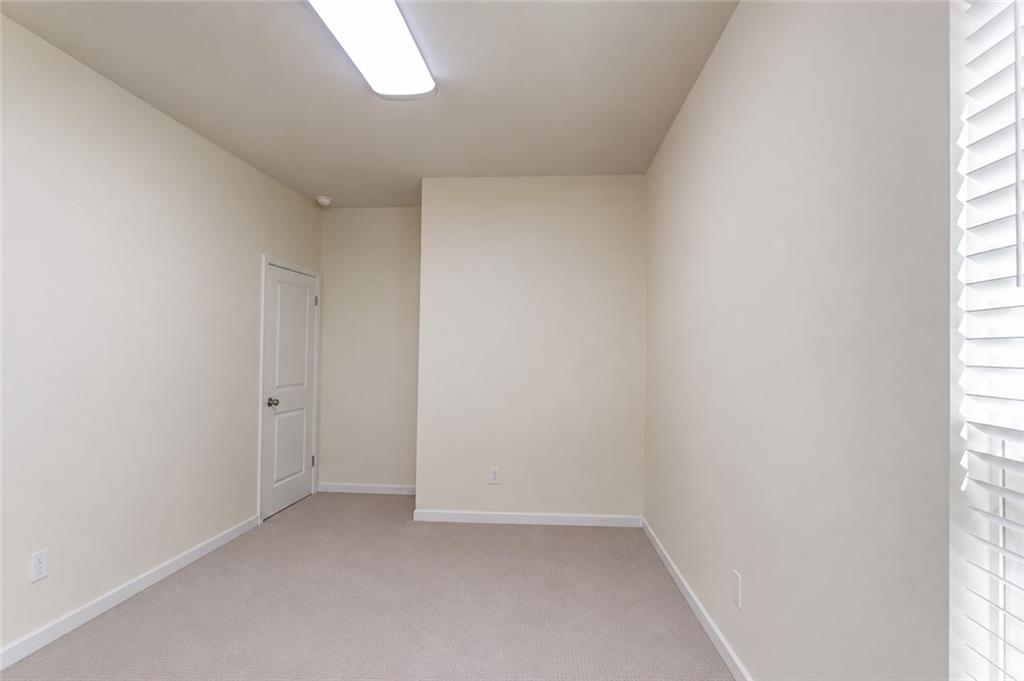 4819 Sierra Creek Drive Property Photo 20