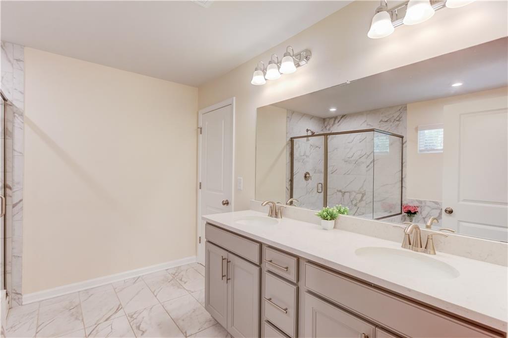 4819 Sierra Creek Drive Property Photo 29